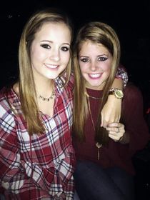 Teenager blonde Skylar